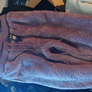 Bluenotes fuzzy pants /pajama pants